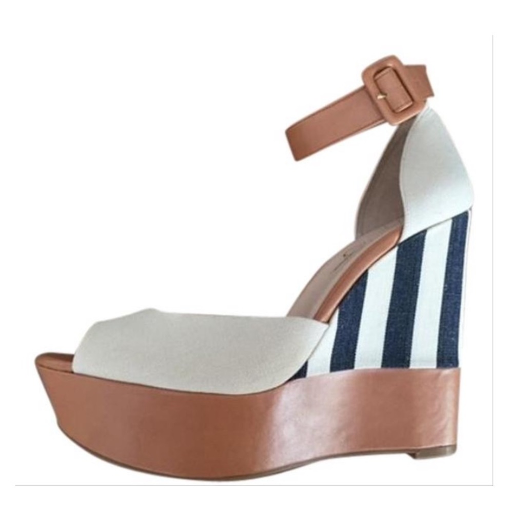 Jessica Simpson Wedges